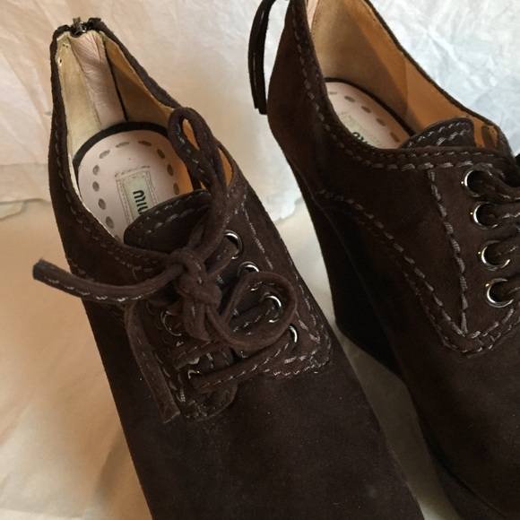 MIU MIU BROWN SUEDE WEDGES SZ-37.5 - Picture 2 of 8